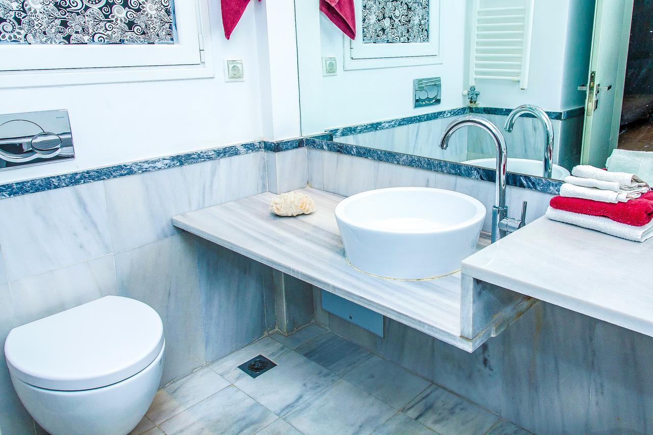 Venus Boutique Apartment Next To Athens Museum Extérieur photo
